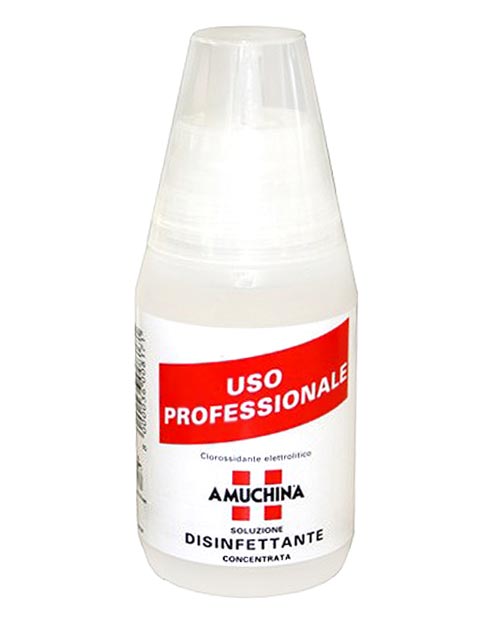 Soluzione disinfettante concentrata 250 ml.