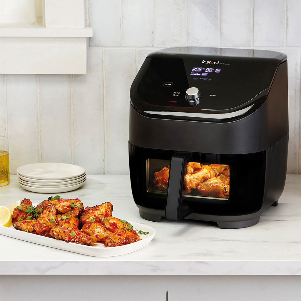 Friggitrice ad aria multiuso Instant Vortex Plus ClearCook 5,7 litri nera